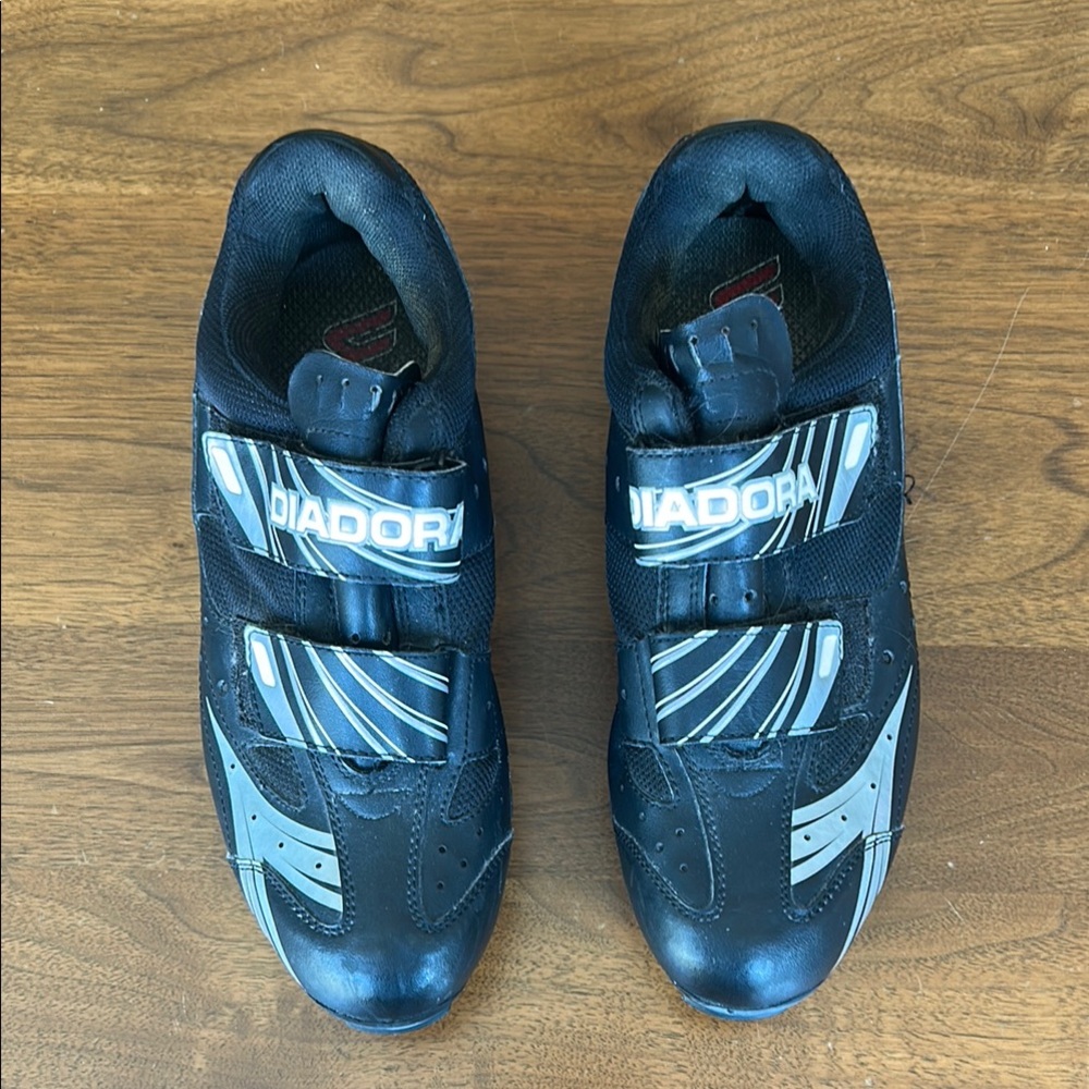 Diadora spin shoes size women’s 8.5